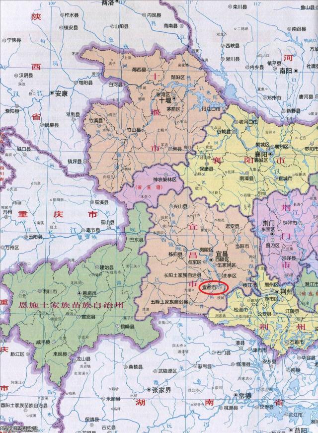 武汉小巷里的湖北风情，探秘老字号味蕾之旅