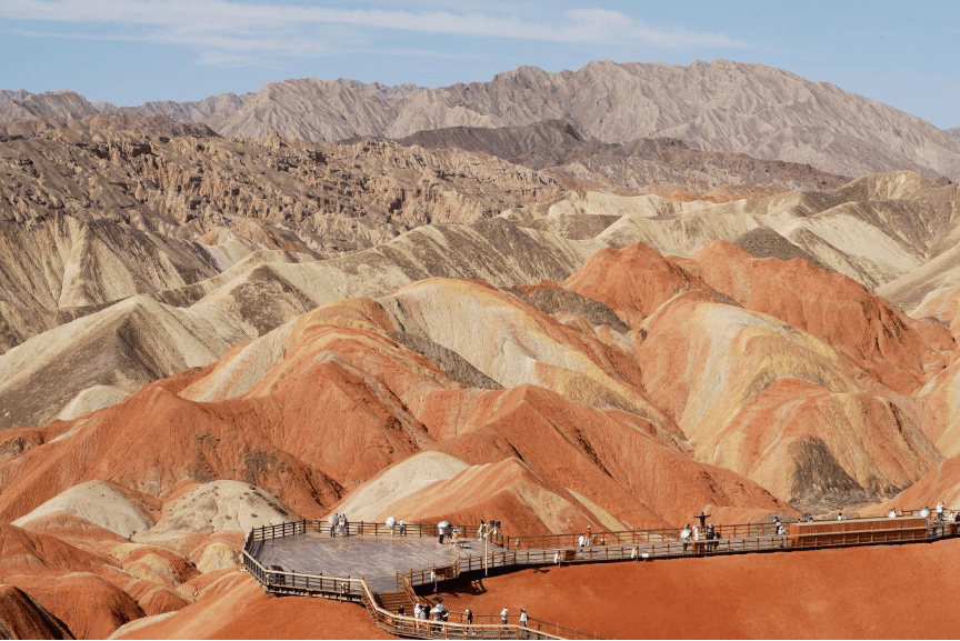 甘肃，热烈欢迎各位来宾与朋友们